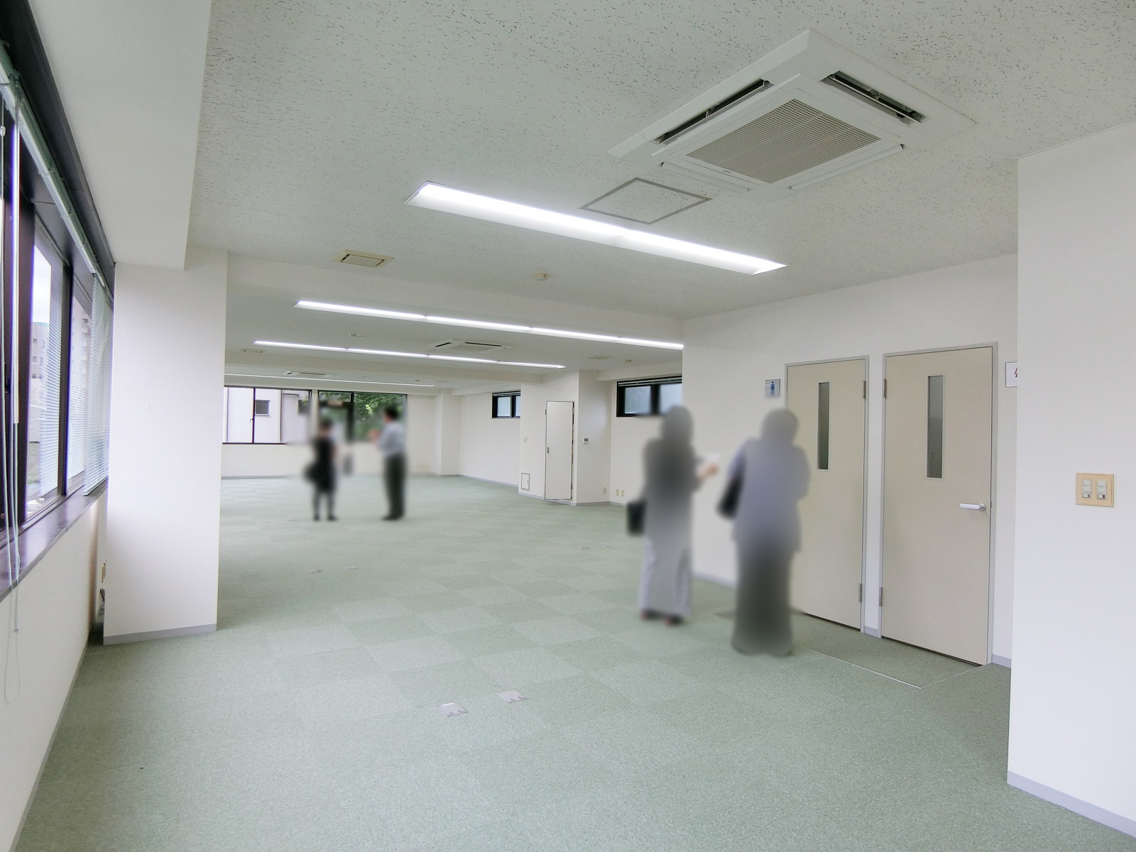 オフィス室内参考画像