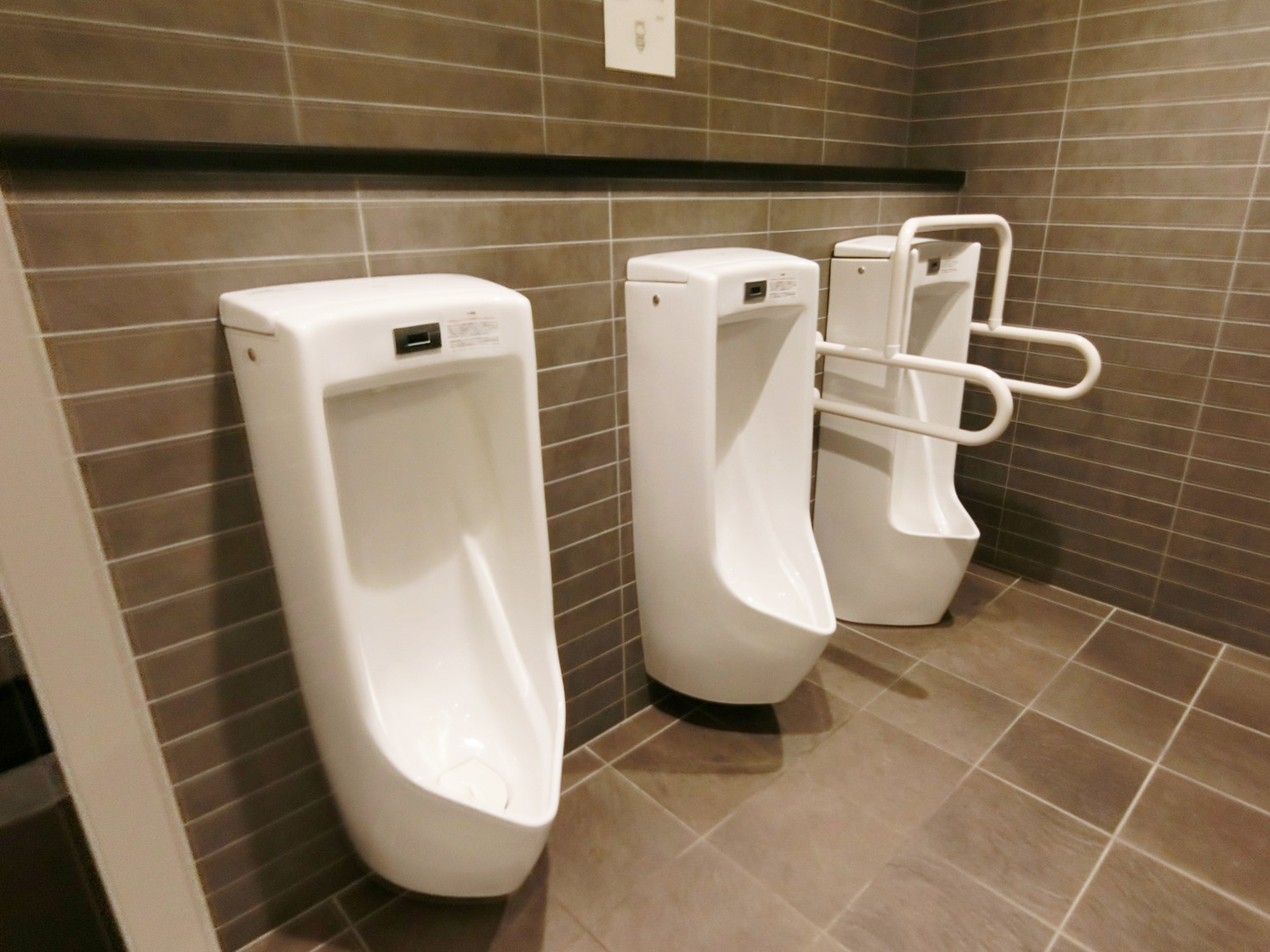 男性用トイレ
