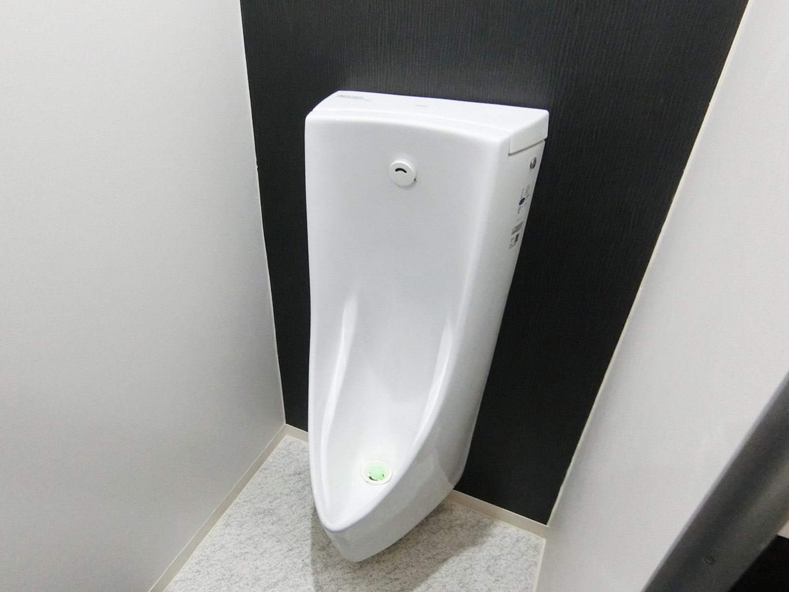 男性用トイレ