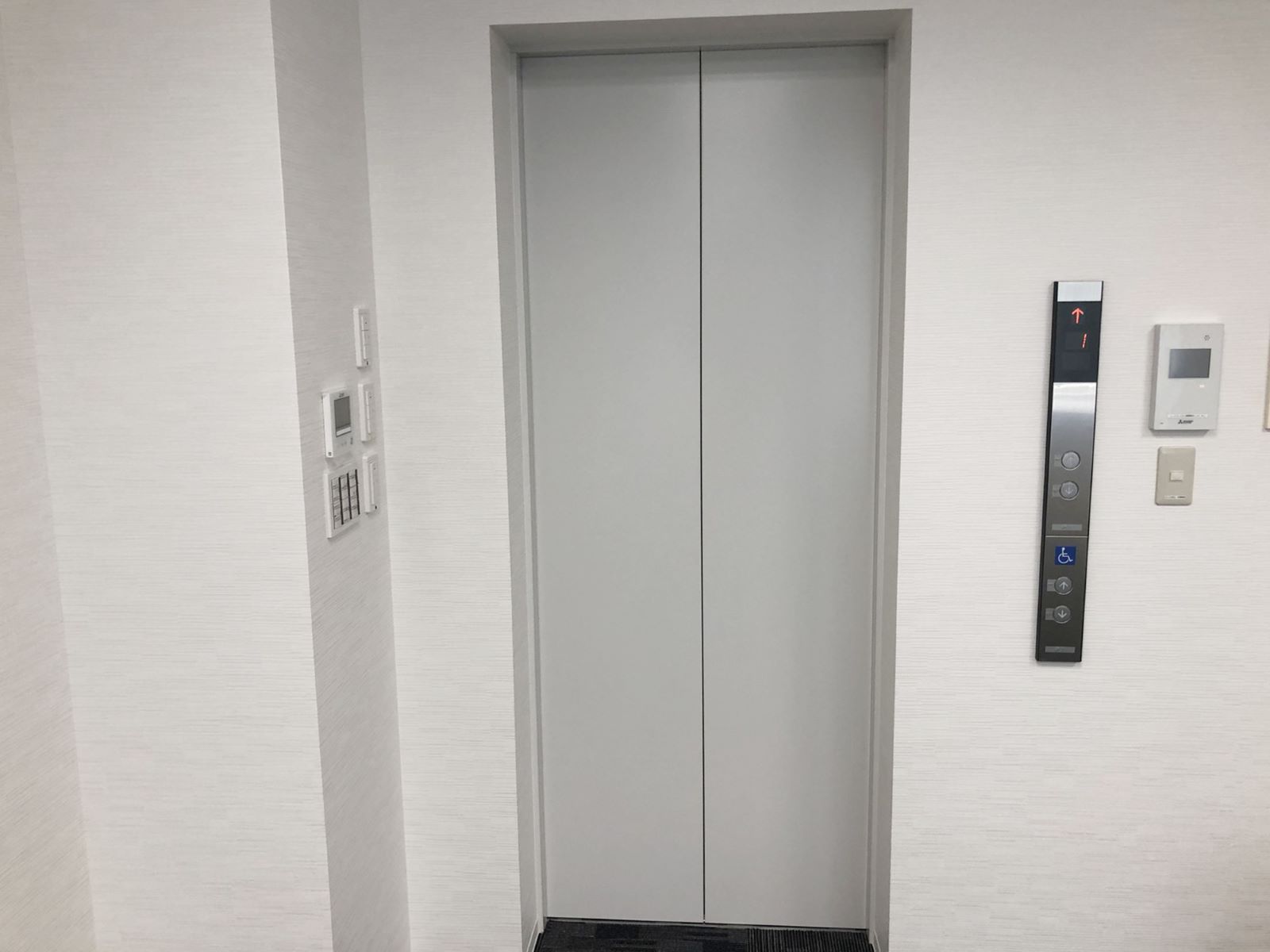 エレベーター