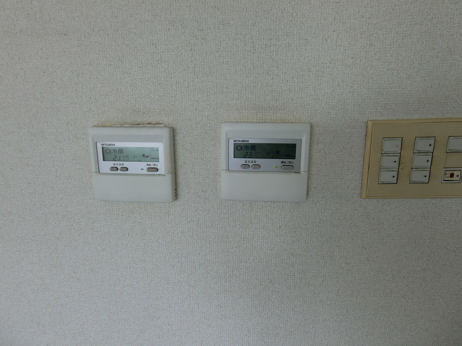 スイッチ類