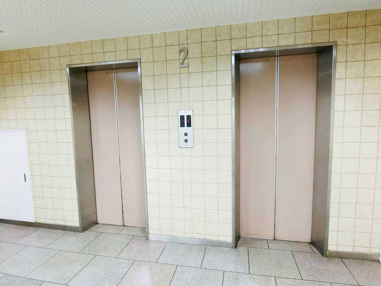 エレベーター
