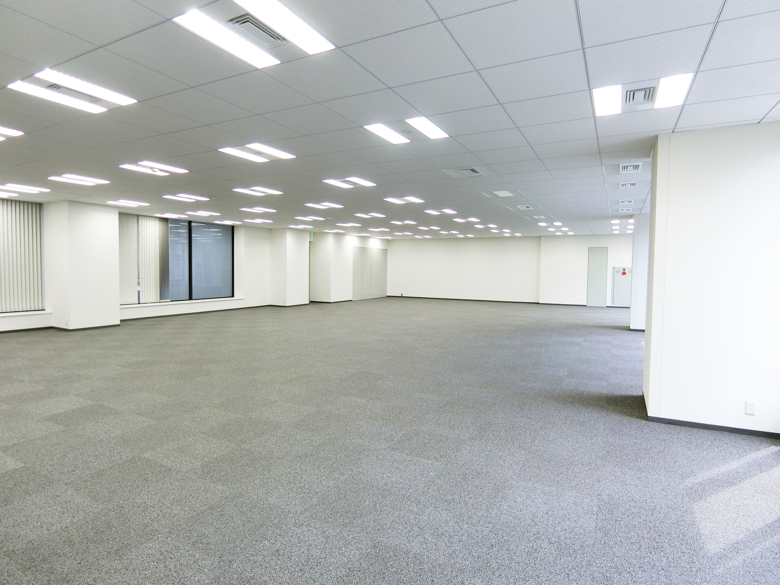 オフィス室内参考画像(A棟6階B・約68坪)