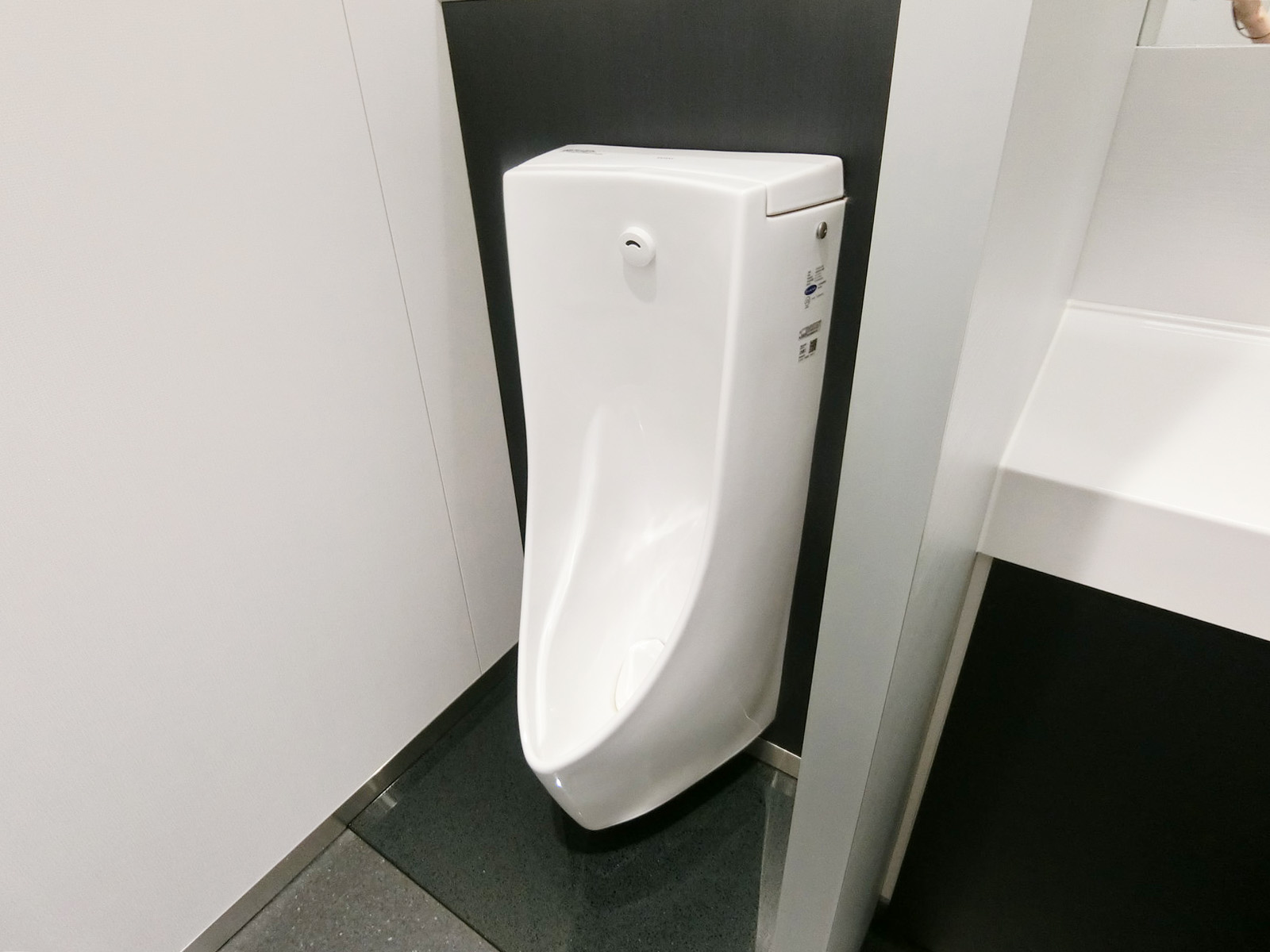 男性用トイレ