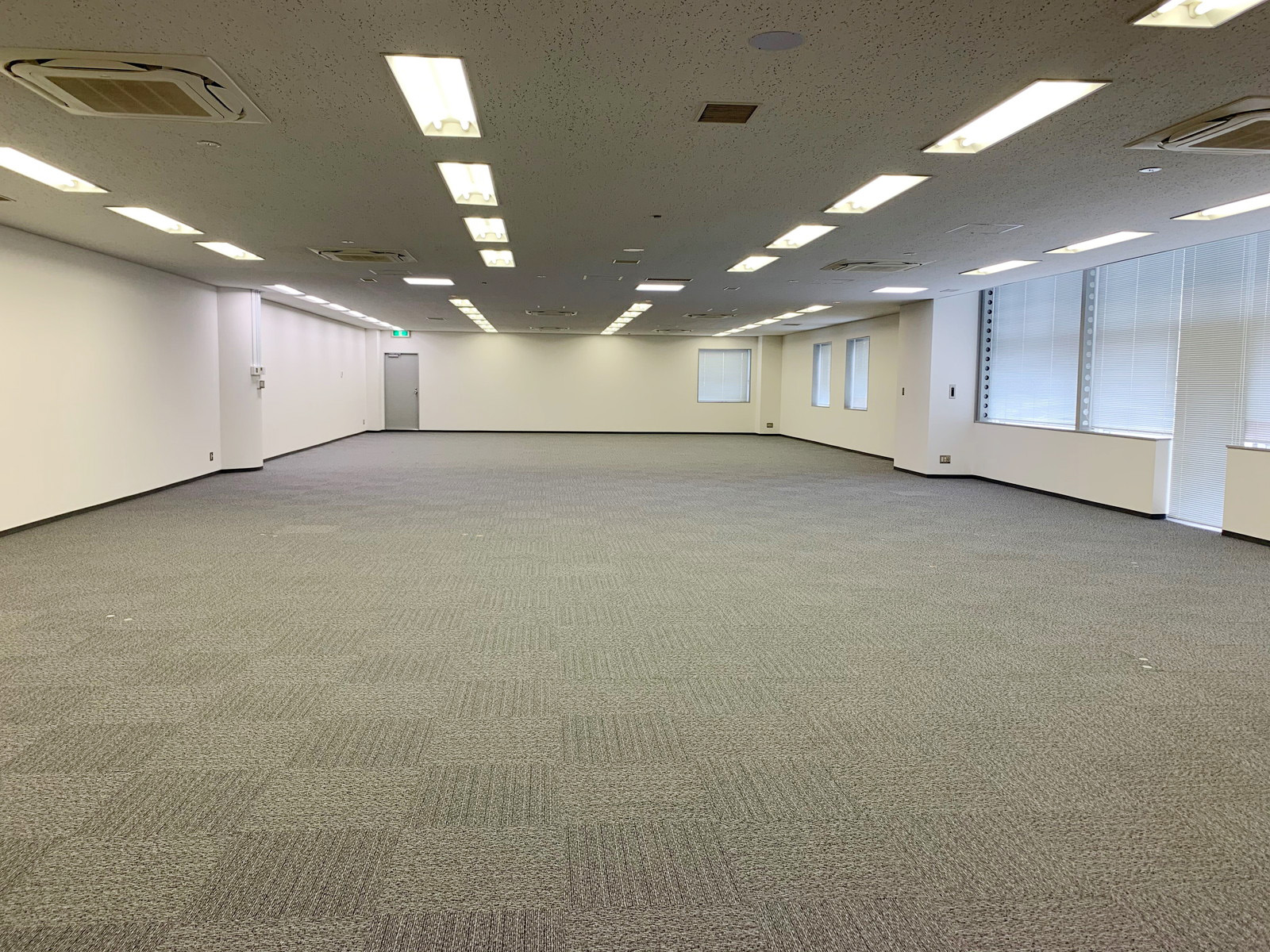 オフィス室内参考画像（3階・約110坪）
