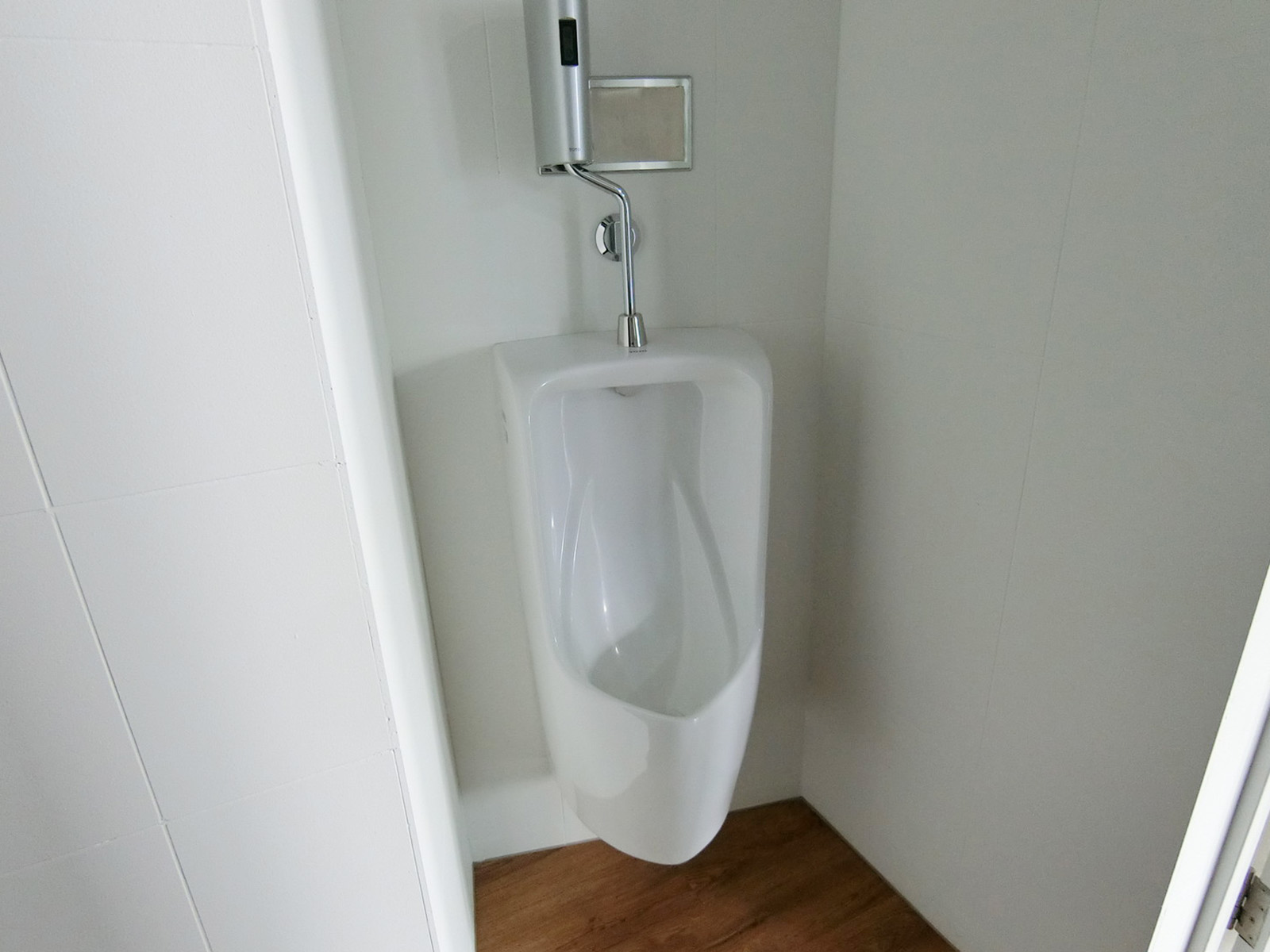 男性用トイレ