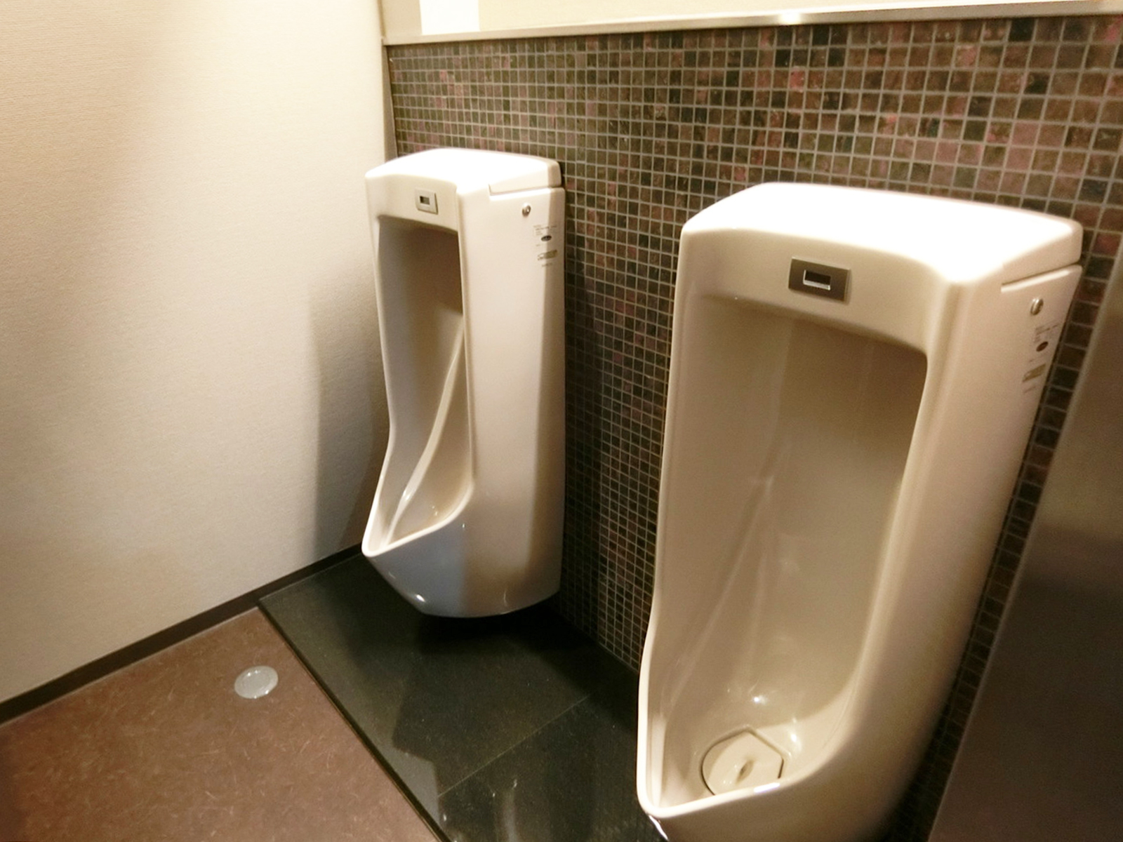 男性用トイレ