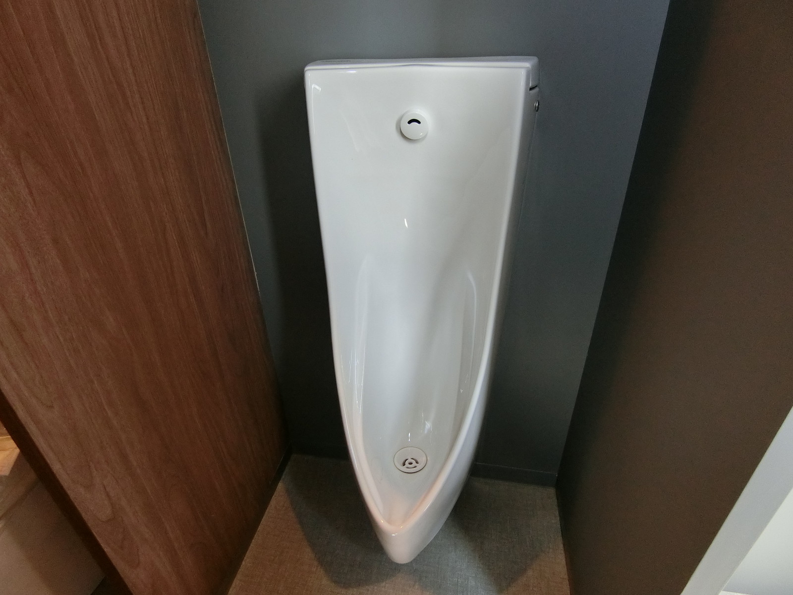 男性用トイレ