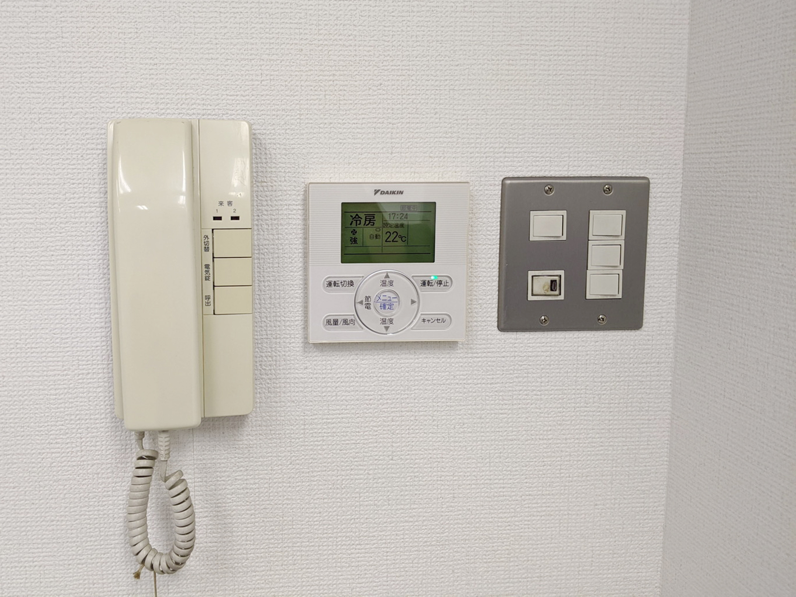 スイッチ類
