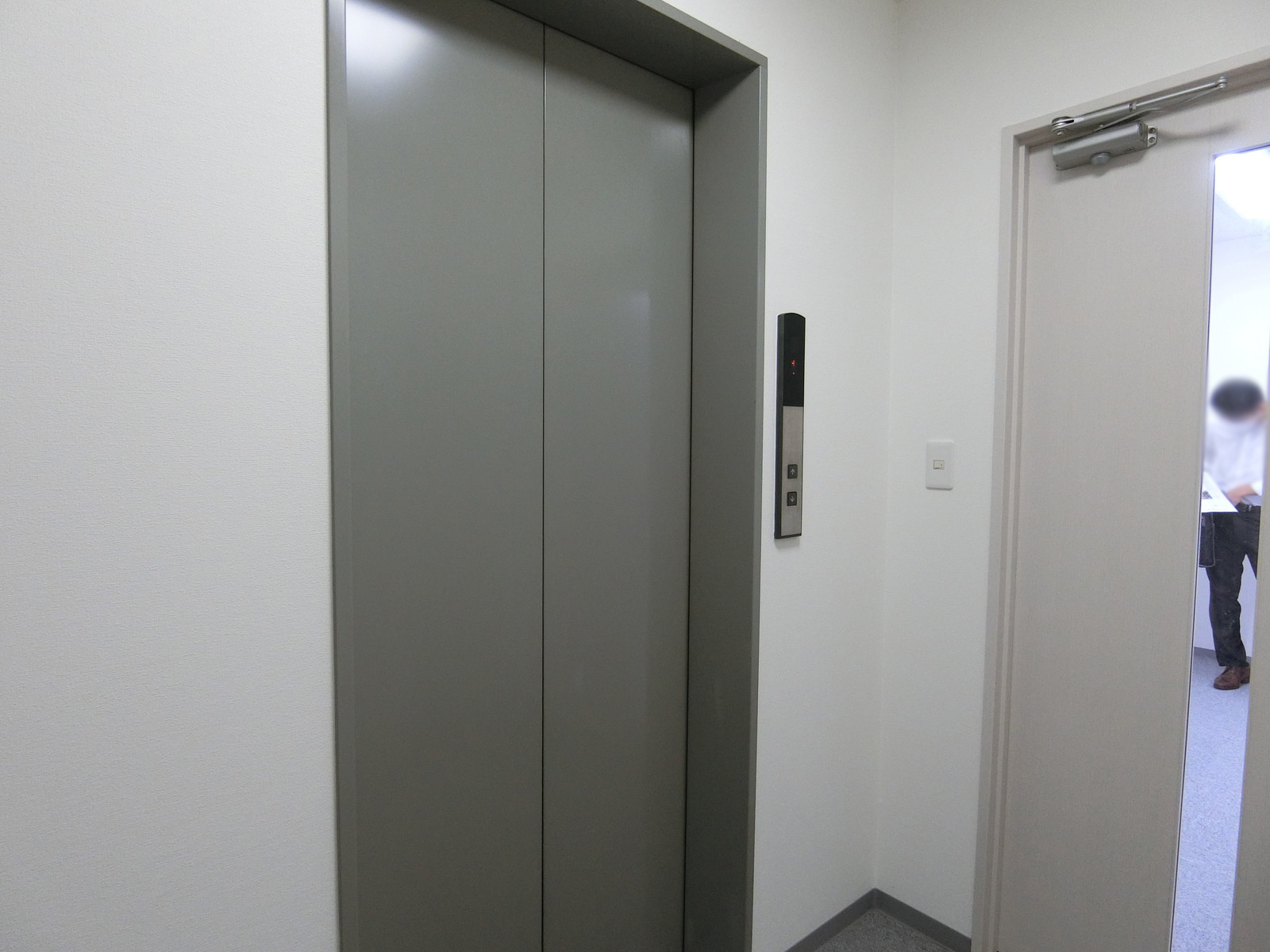 エレベーター