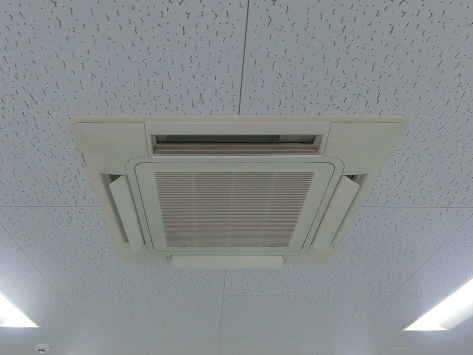 空調