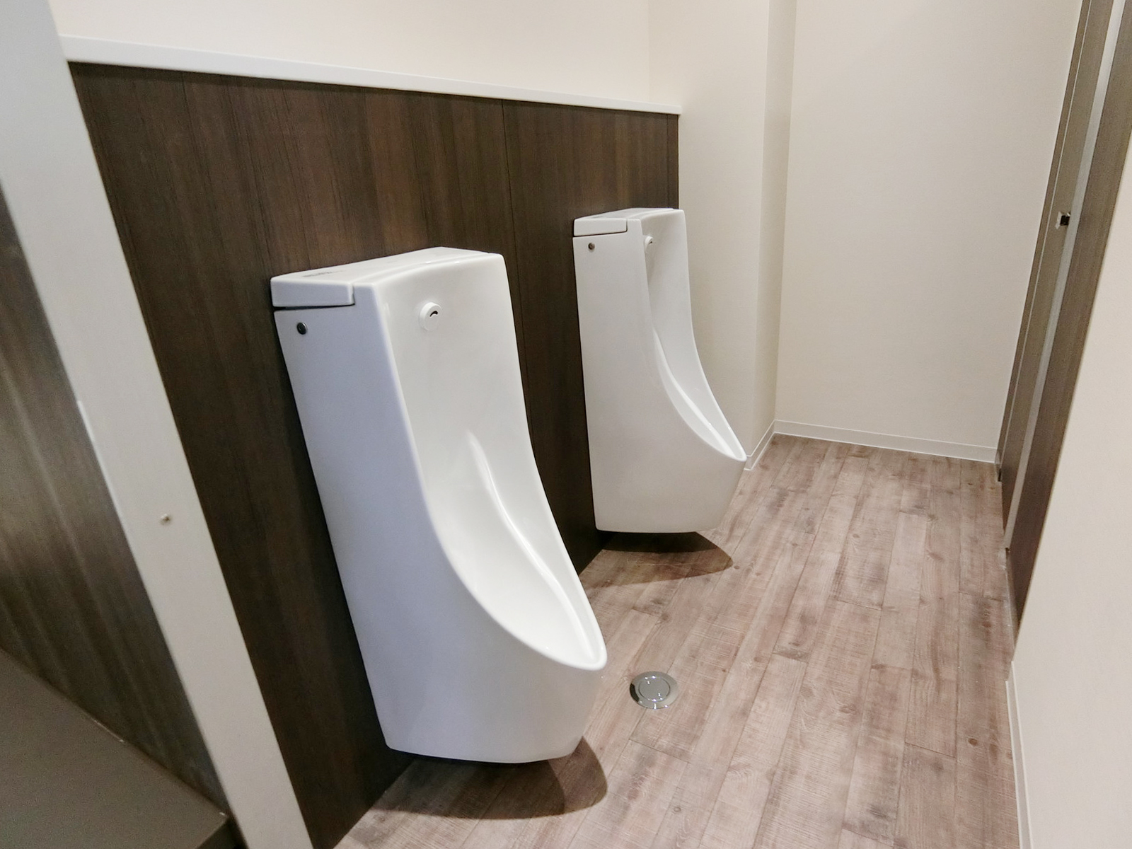 男性用トイレ
