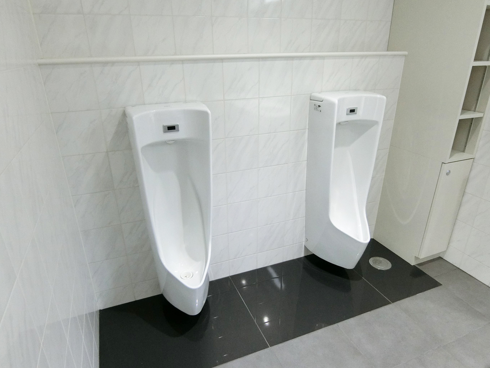 男性用トイレ