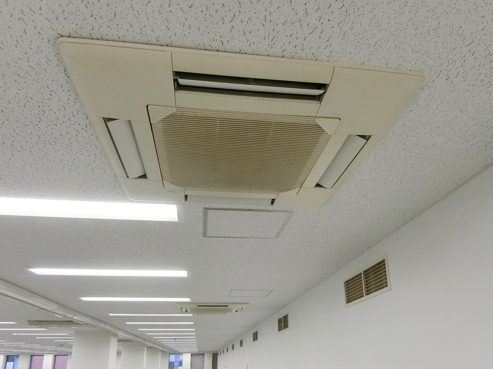 空調