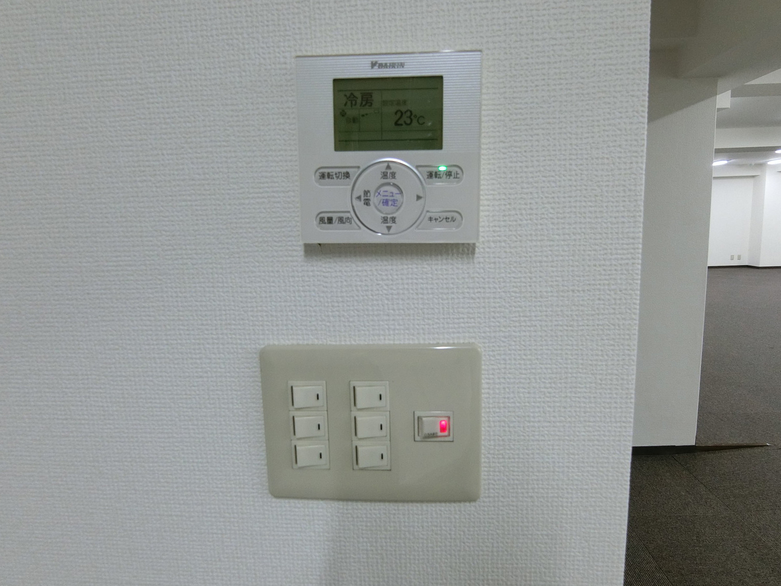 スイッチ類