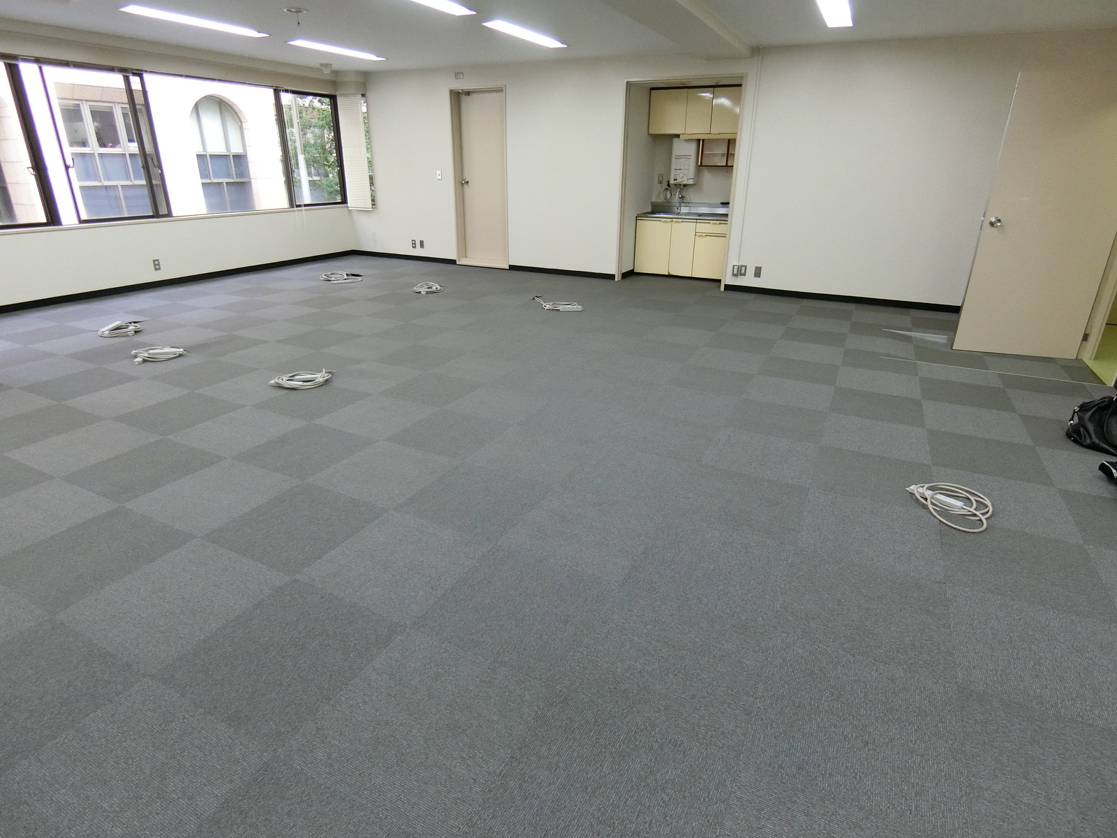 オフィス室内参考画像