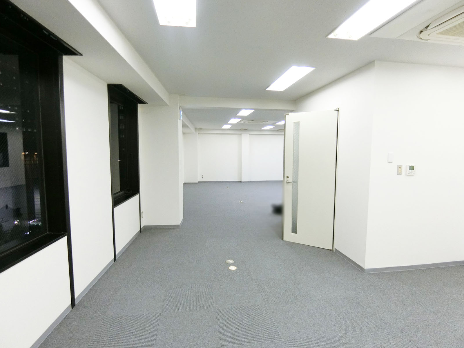 別角度の様子