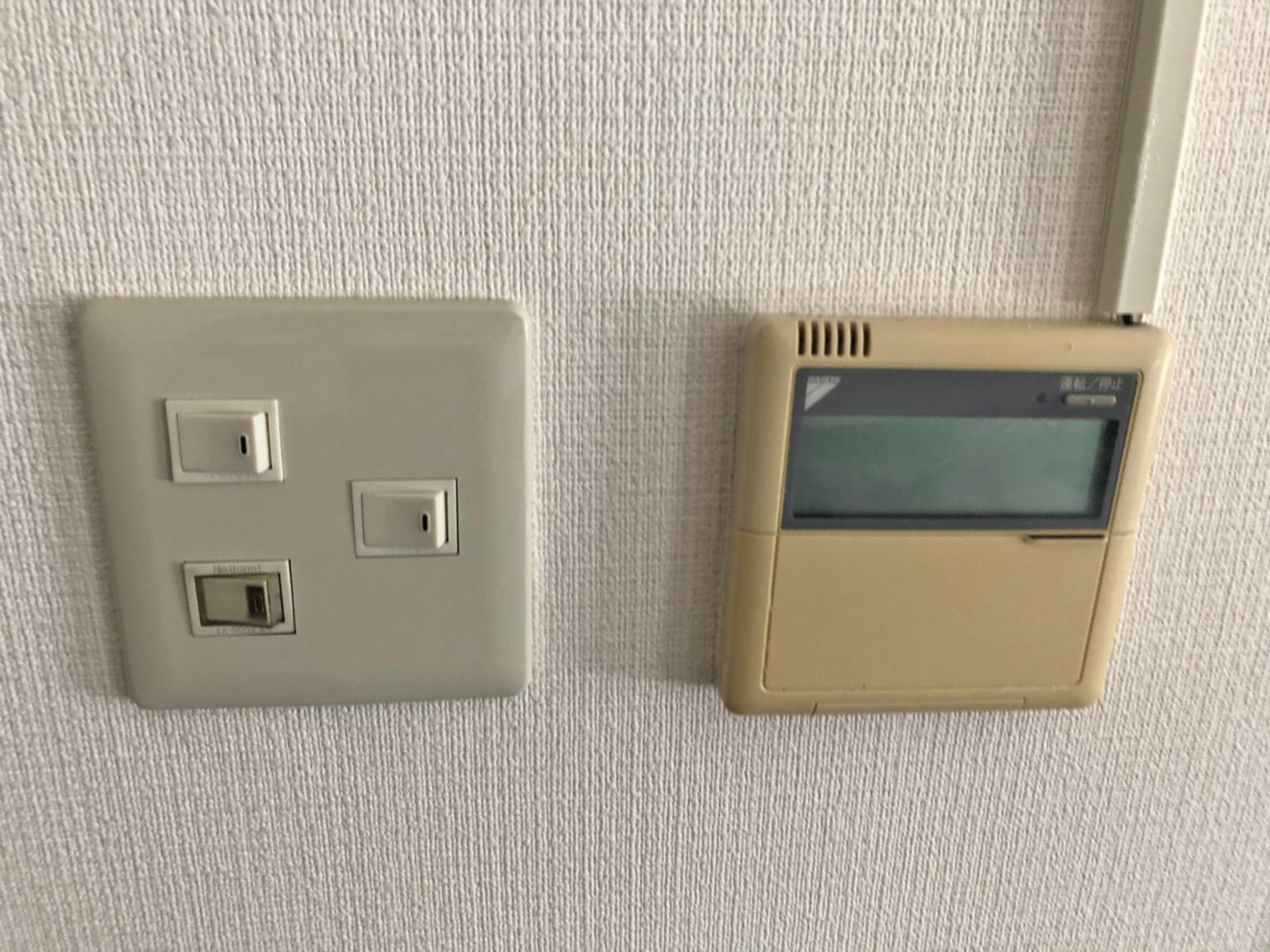 スイッチ類