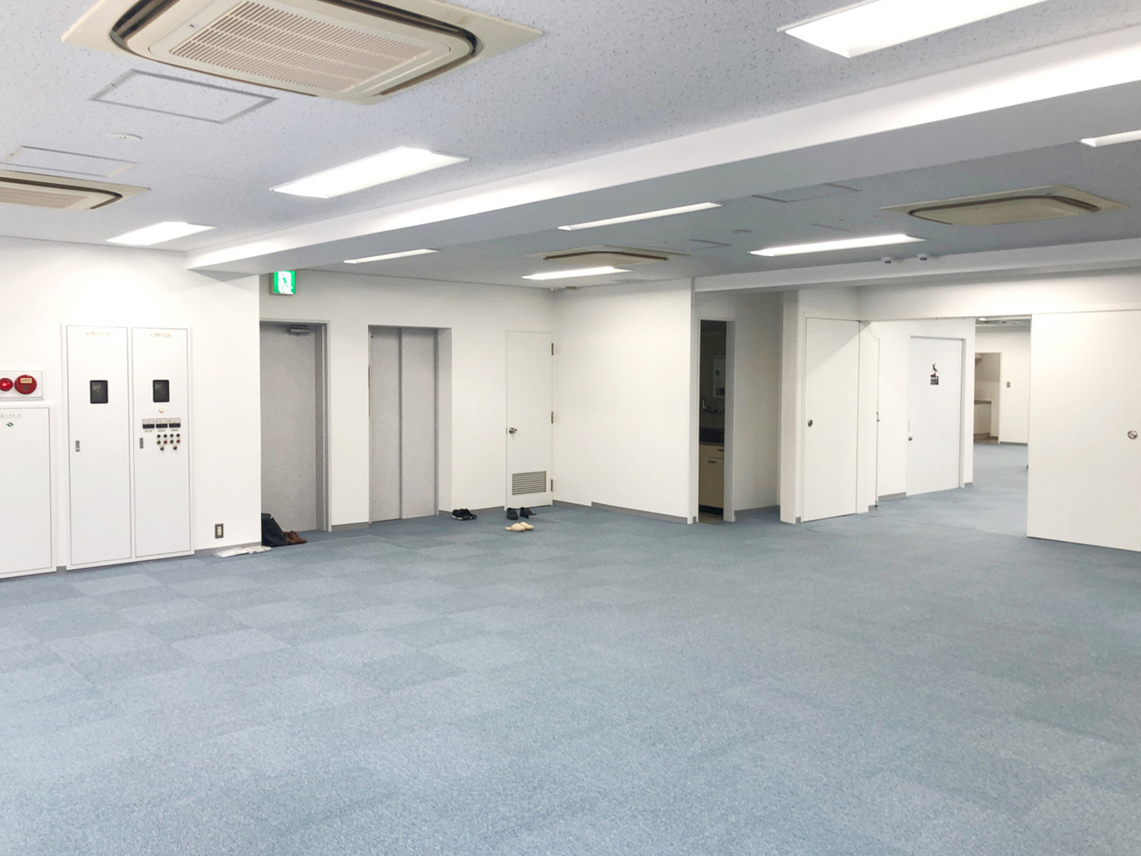 別角度の様子