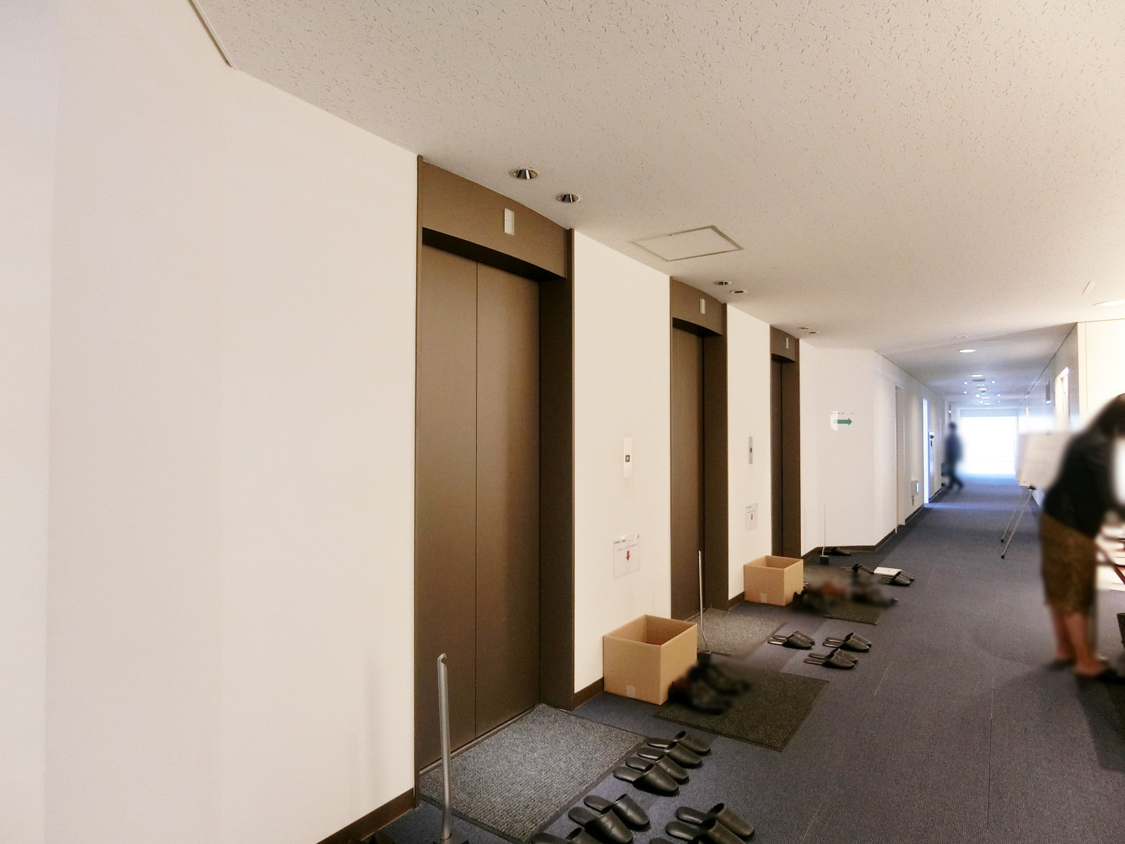 エレベーターホール