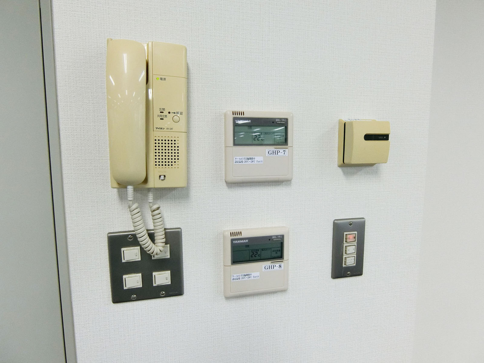 スイッチ類
