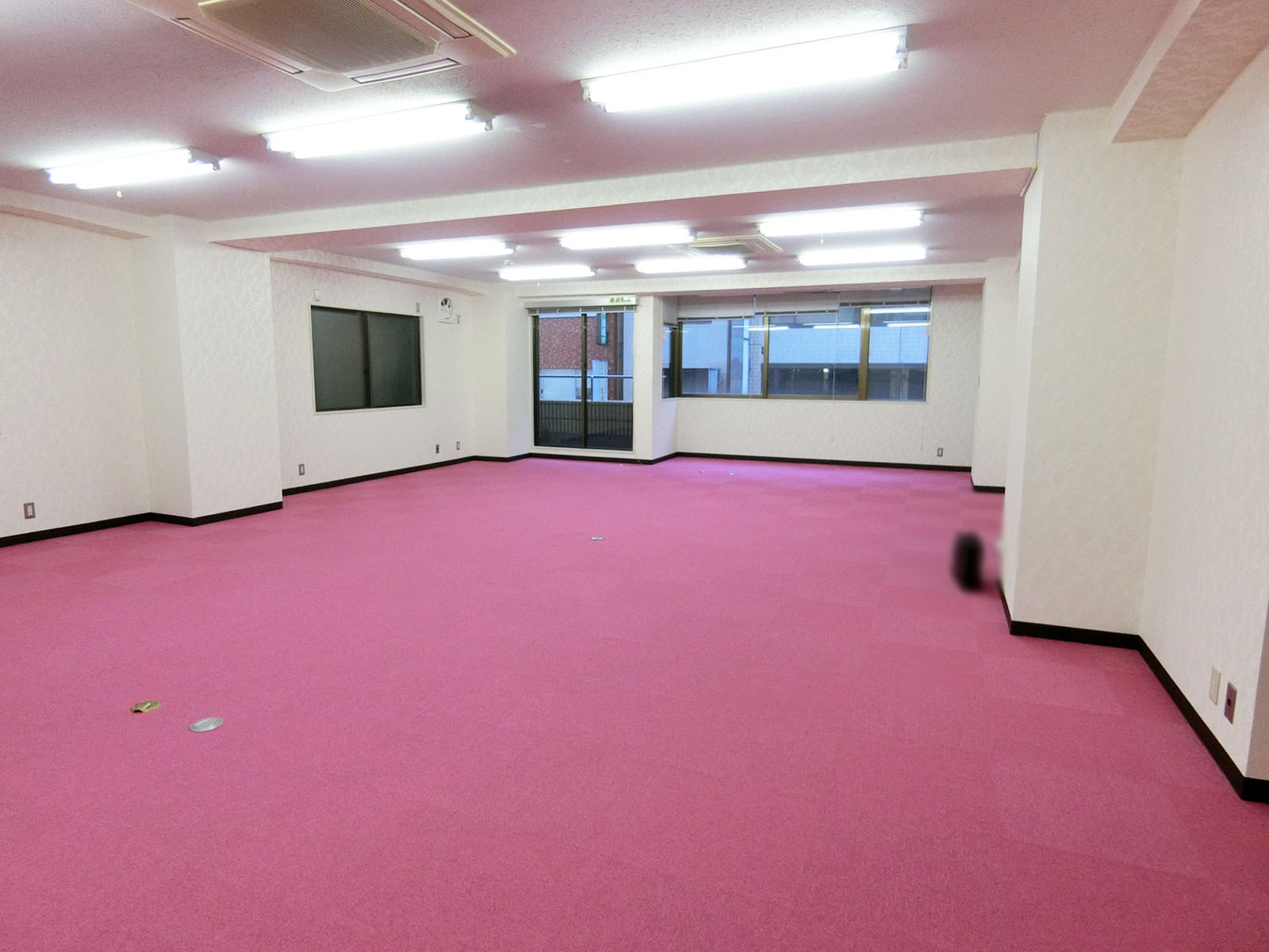 オフィス室内参考画像(2階・約31坪)