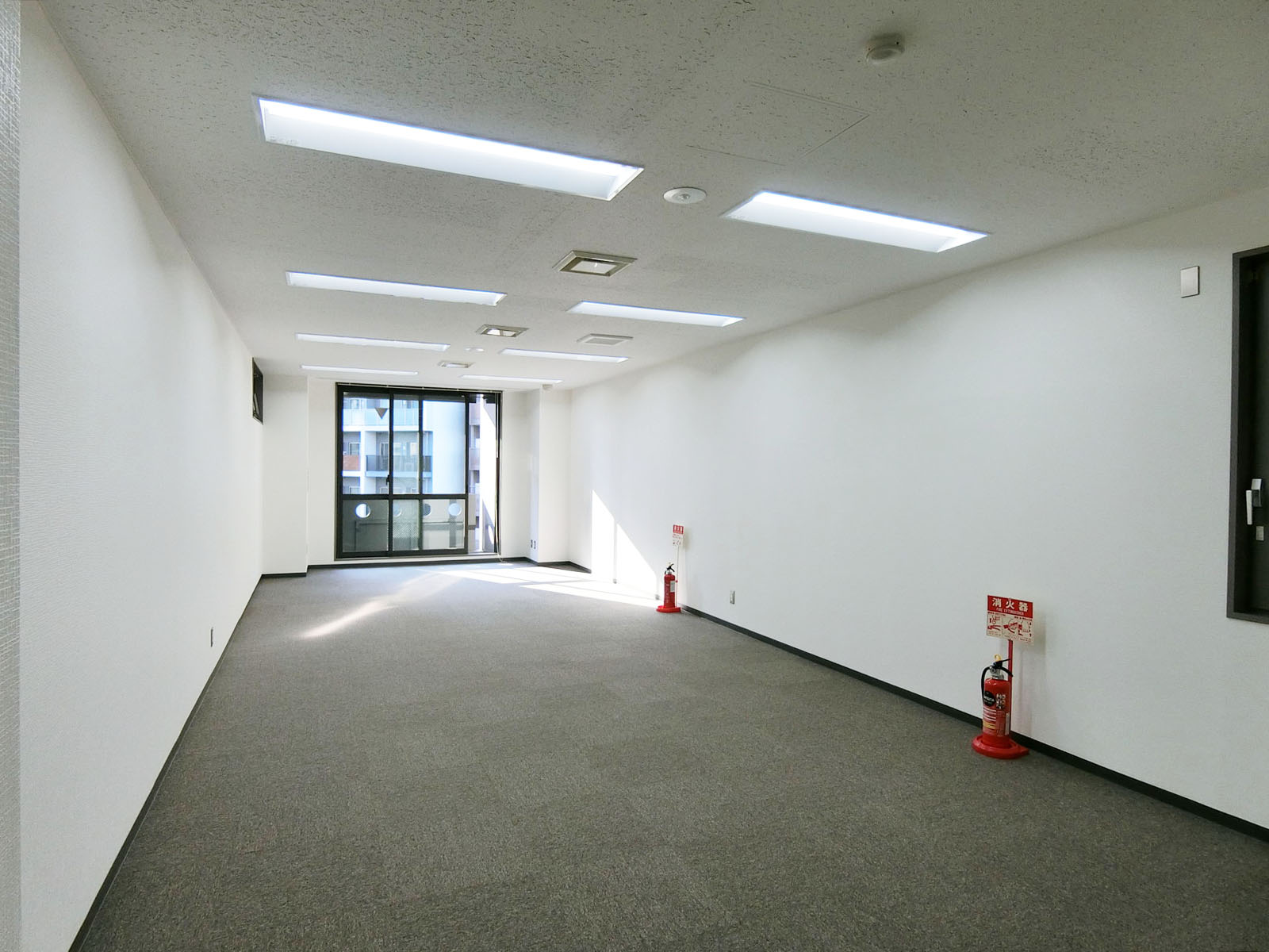 日当たりのよい室内