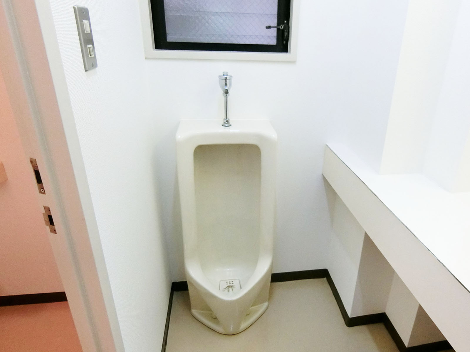 男性用トイレ