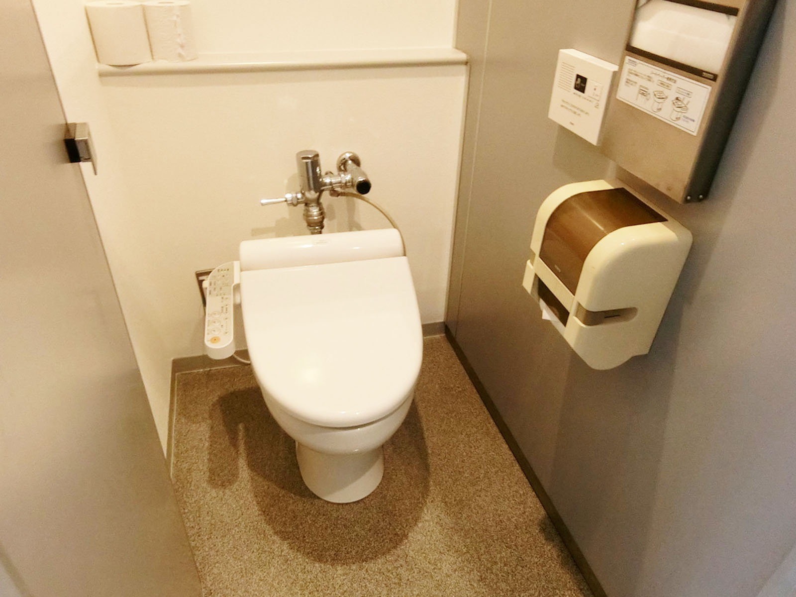 個室トイレ