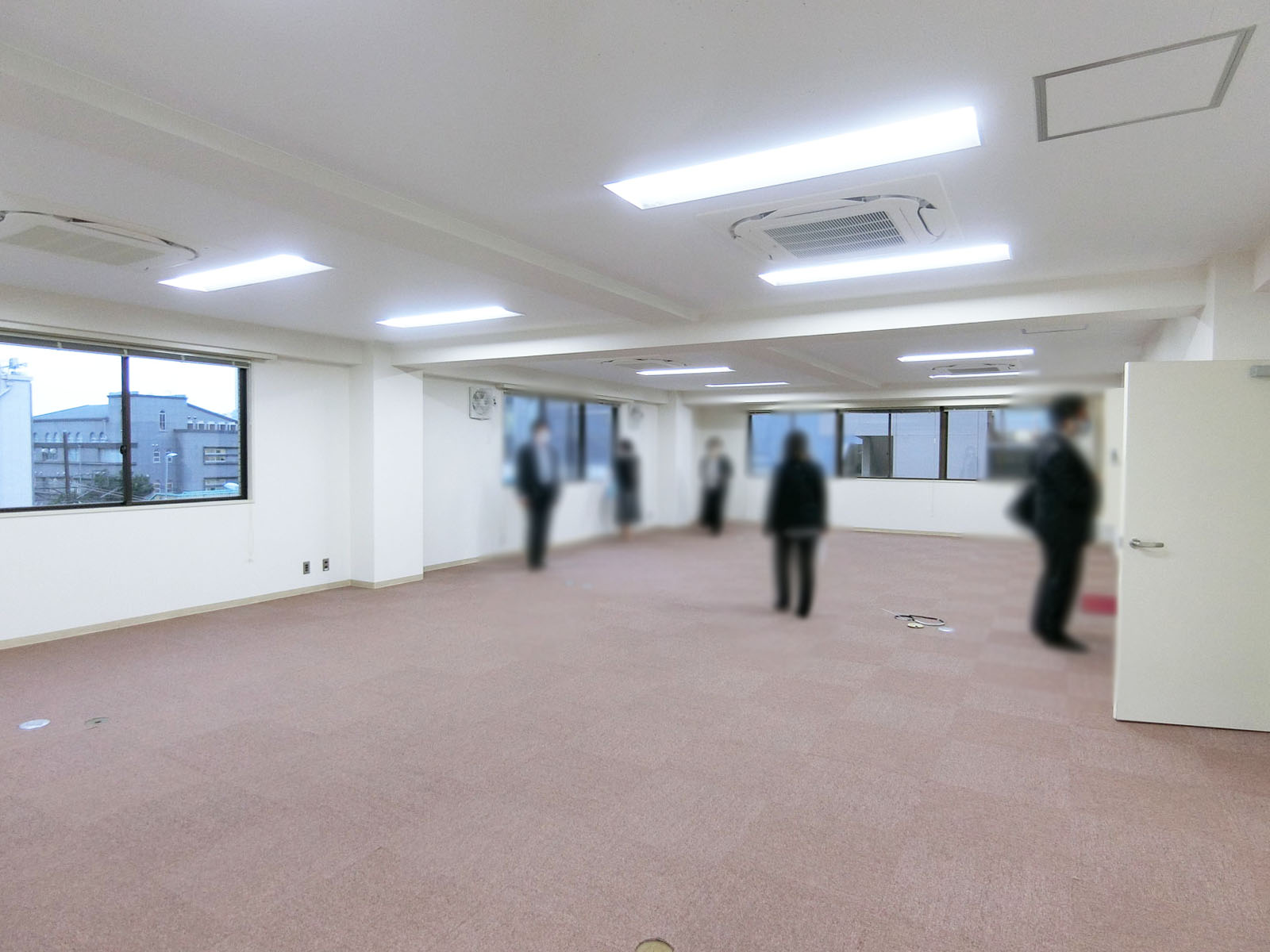オフィス室内参考画像(4階)