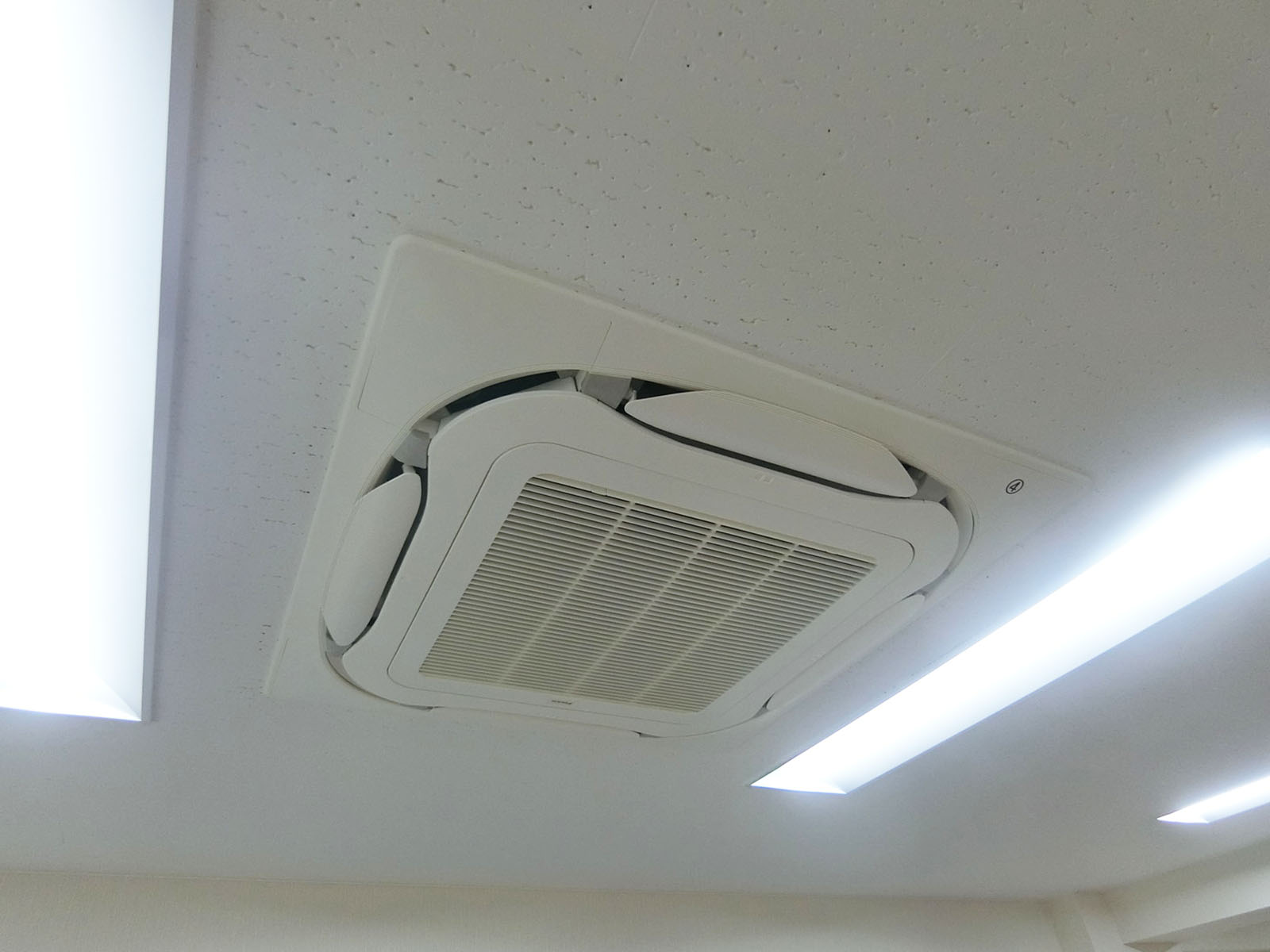 空調