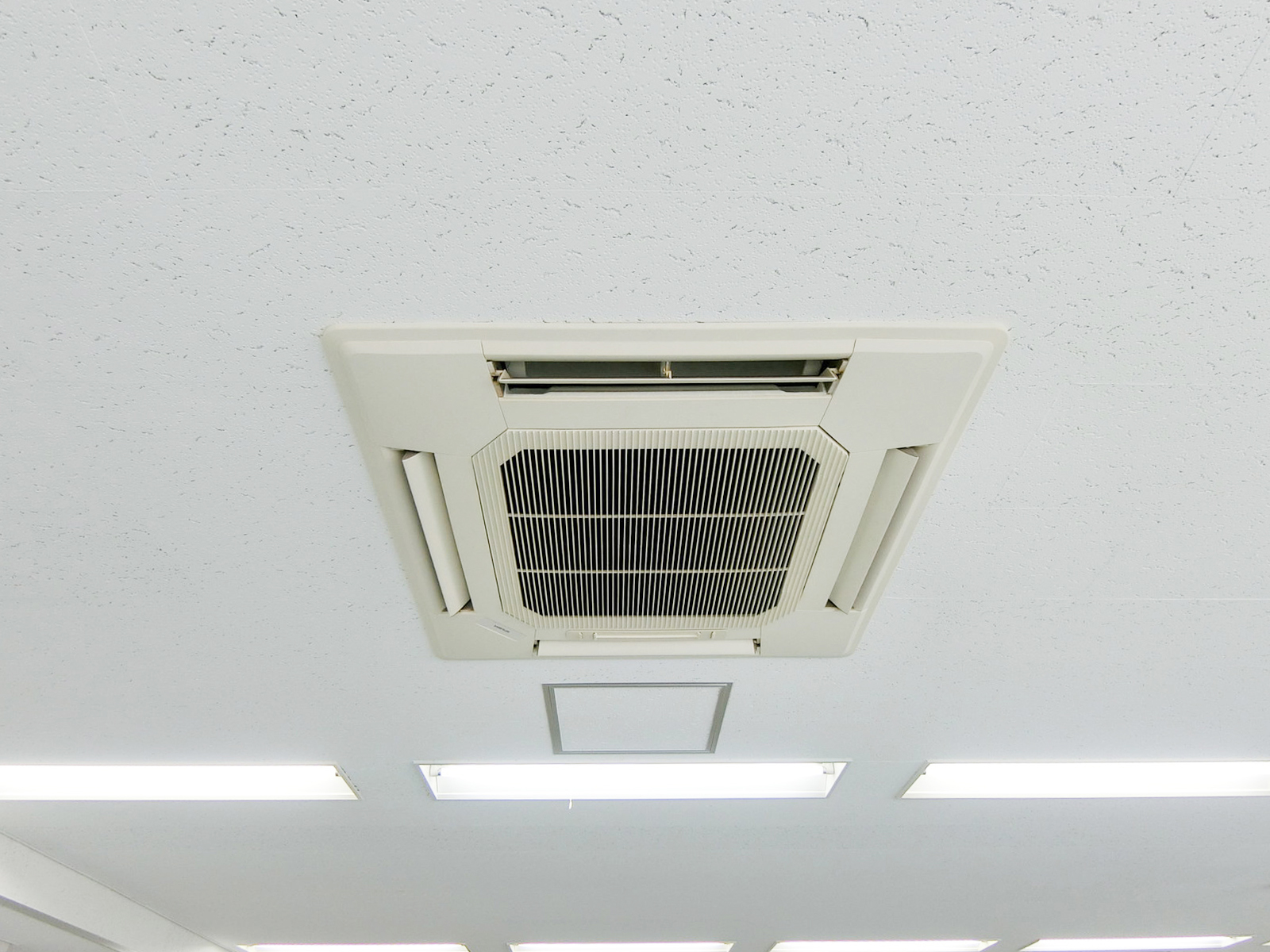 空調