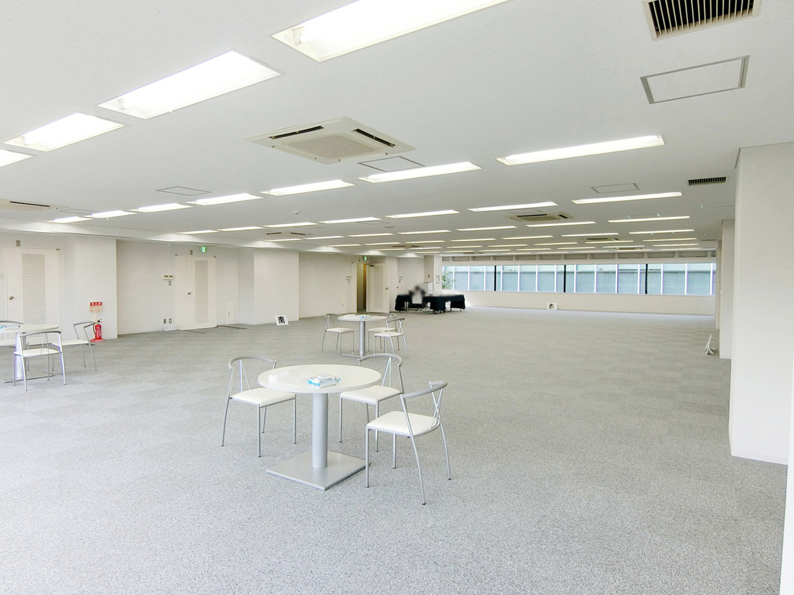 オフィス室内参考画像