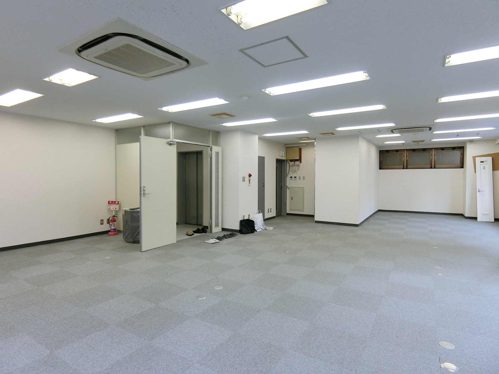 別角度の様子