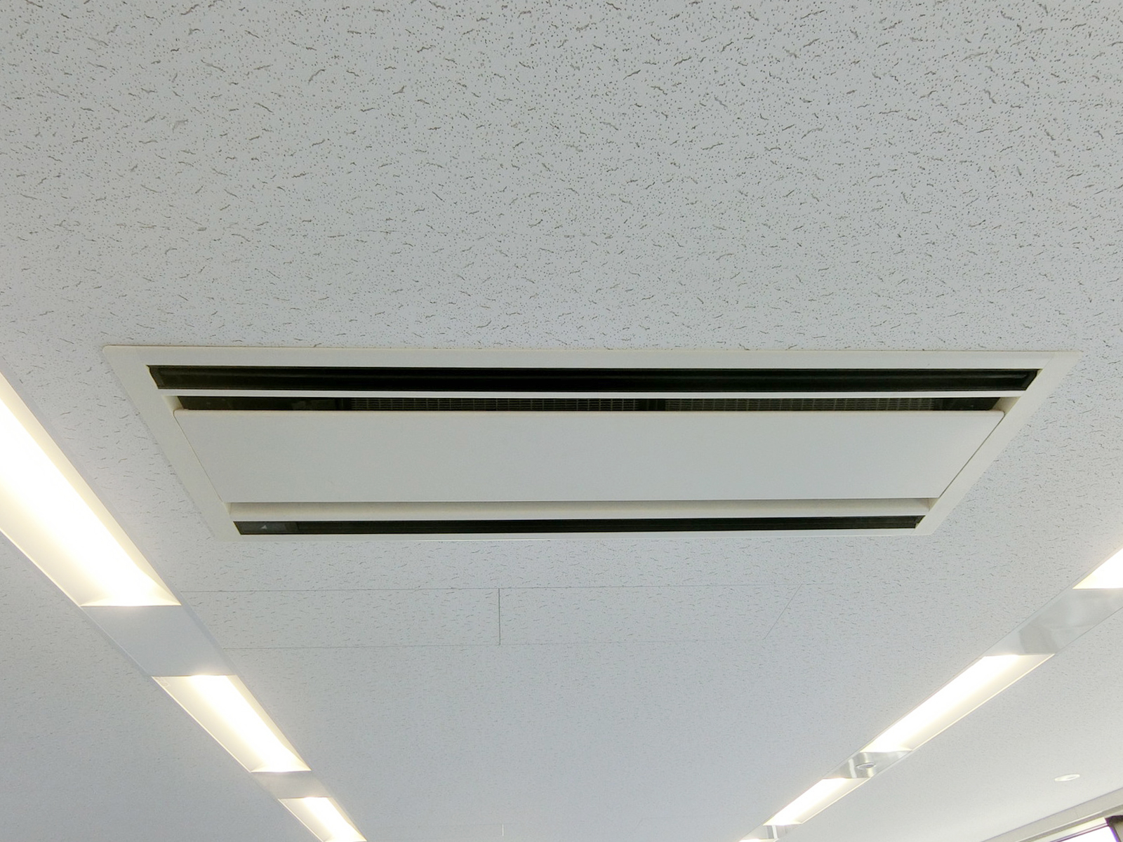 空調
