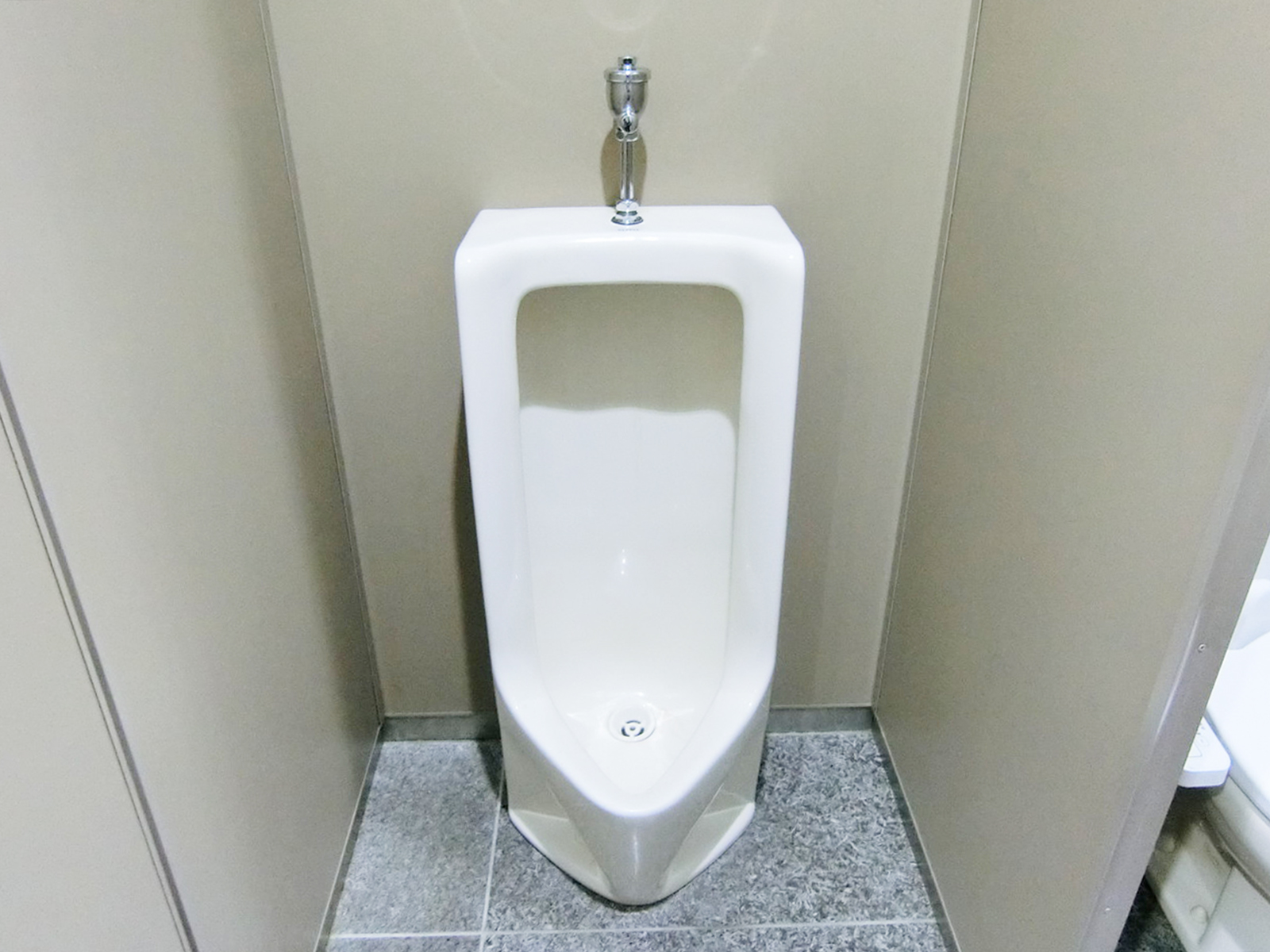 男性用トイレ