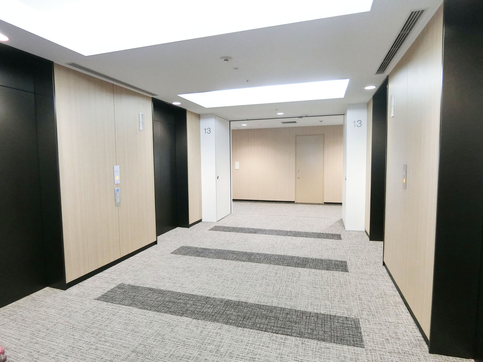 エレベーターホール