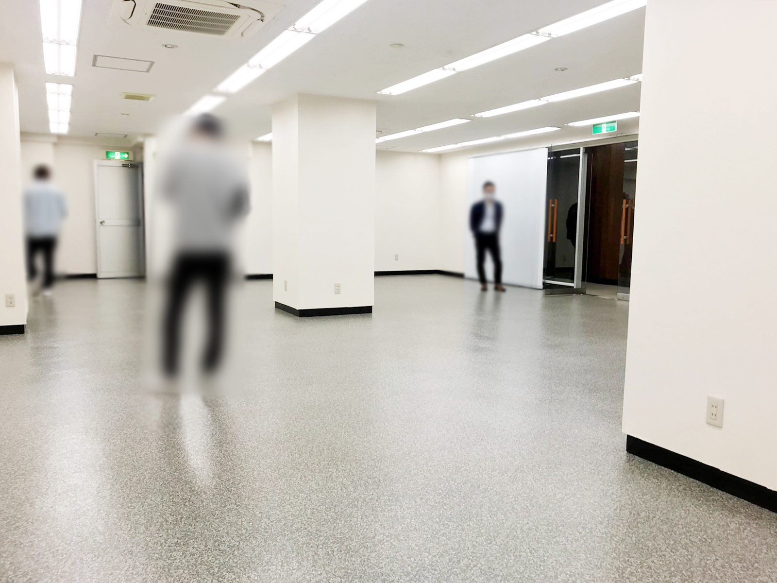 オフィス室内参考画像