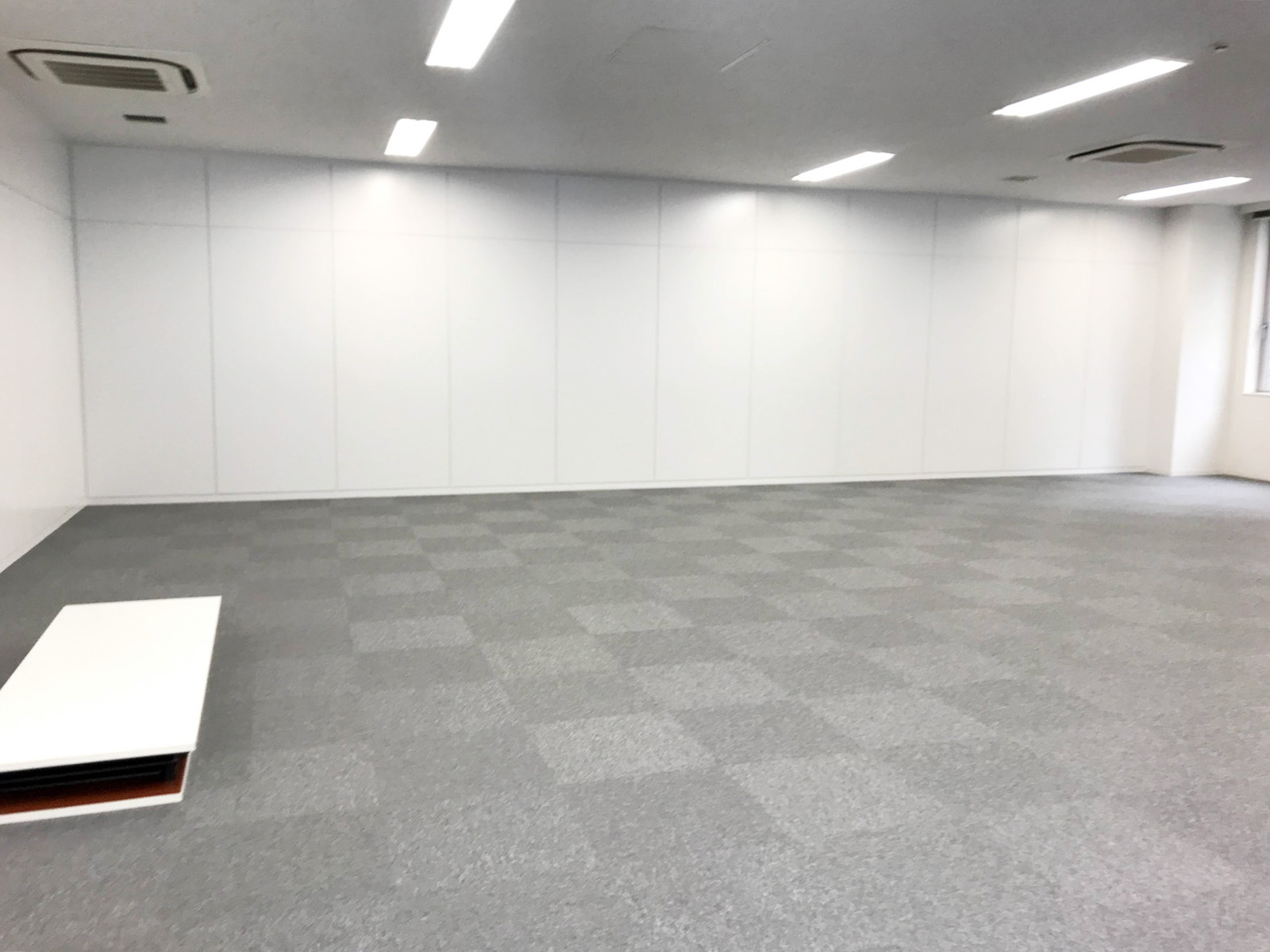 別角度の様子
