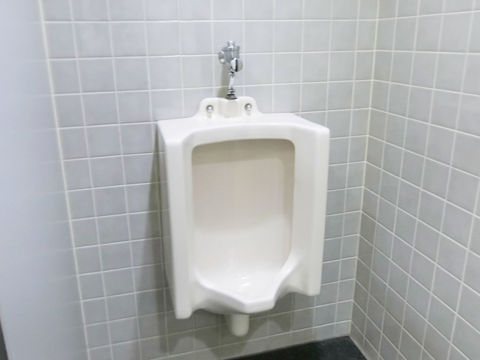 男性用トイレ