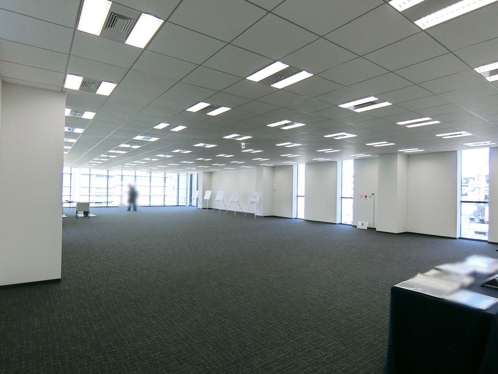 オフィス室内参考画像（約98坪）
