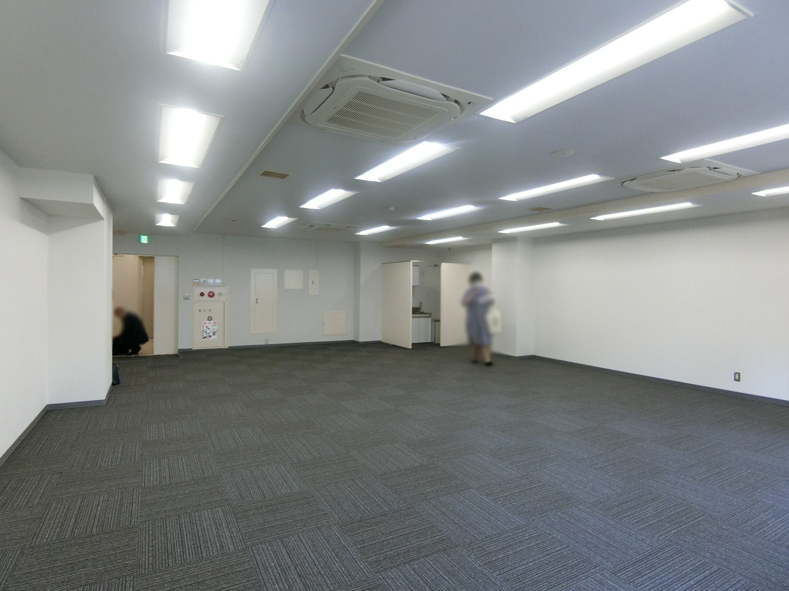 オフィス室内参考画像