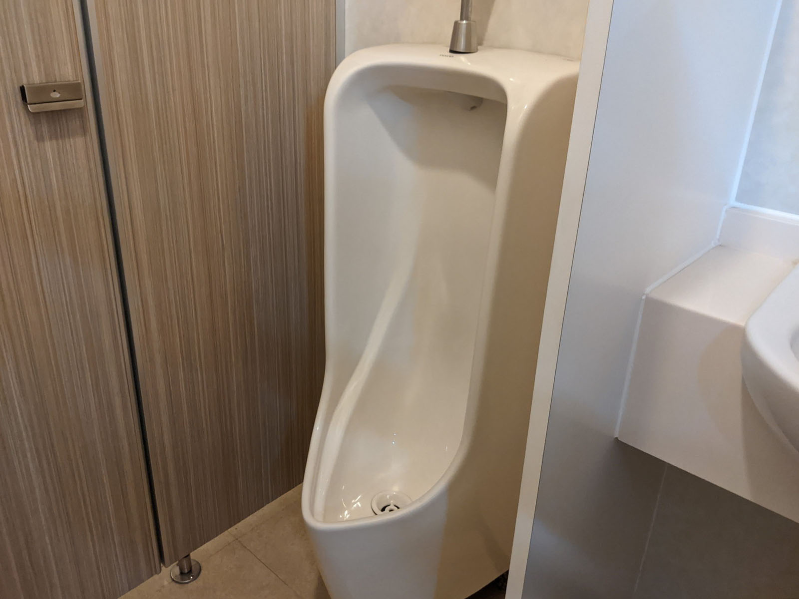 男性用トイレ