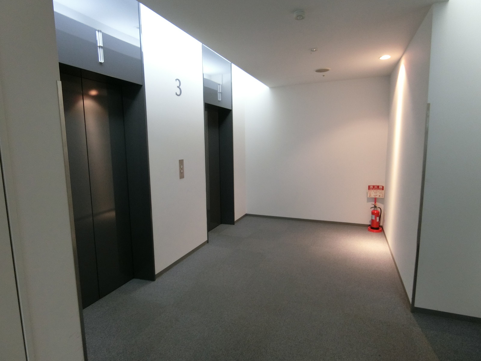 エレベーターホール