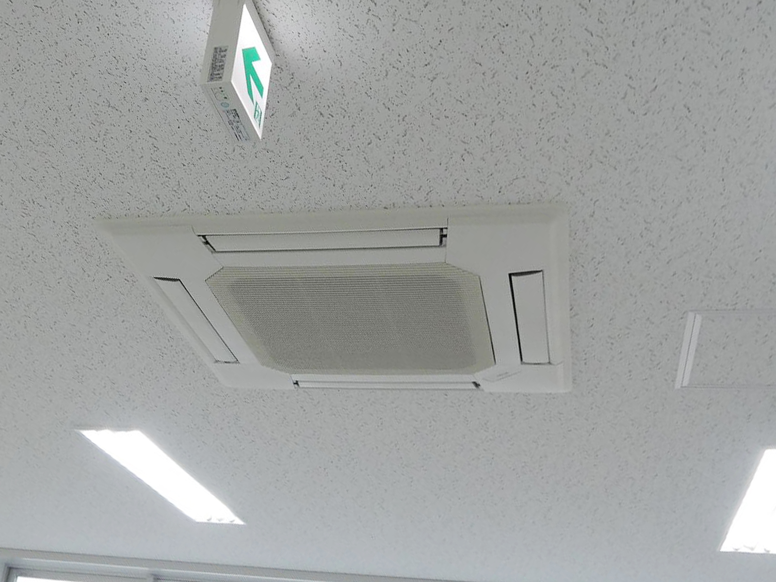 空調