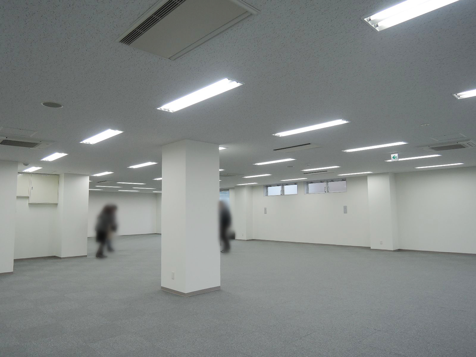 別角度の様子