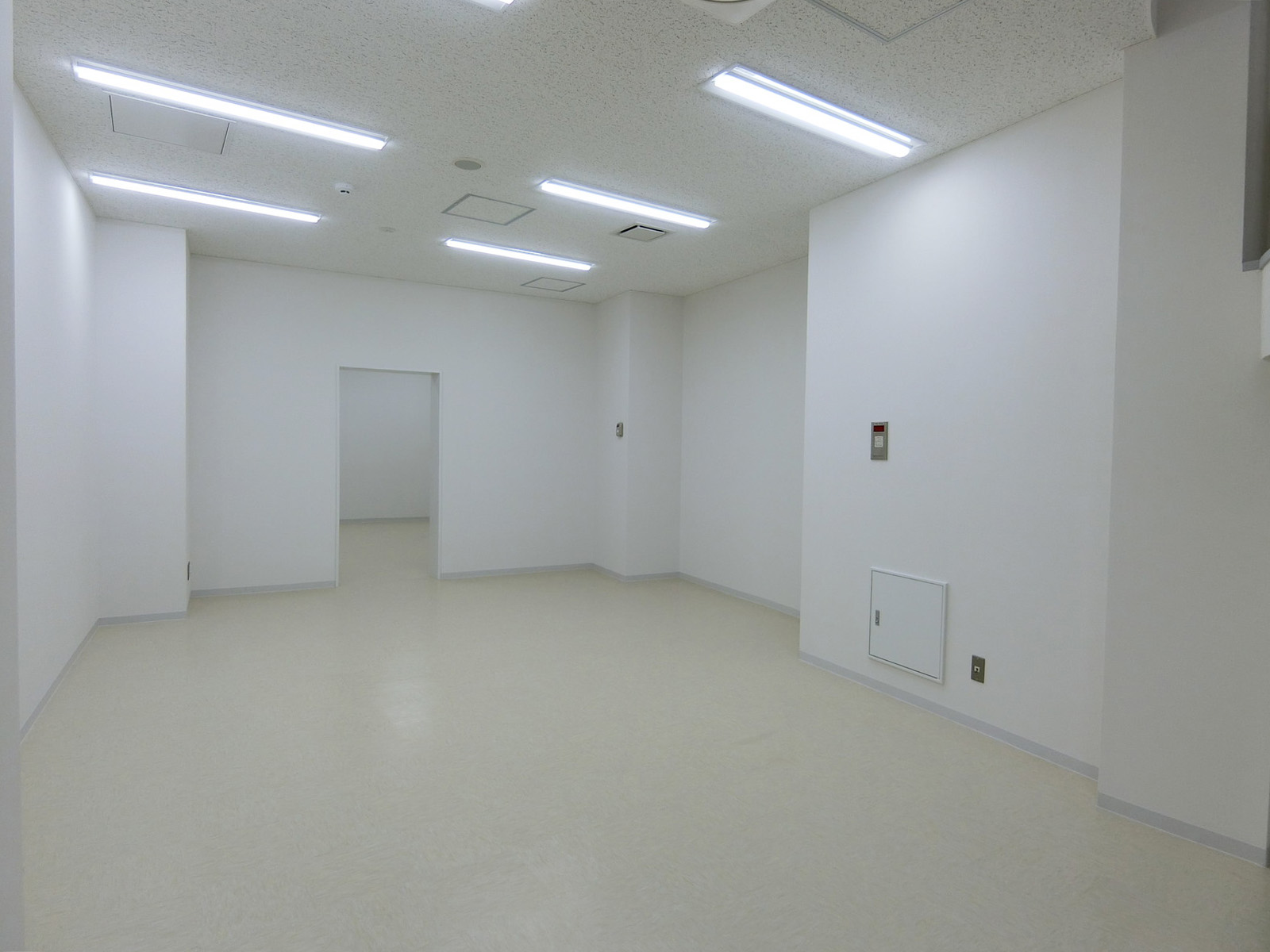 オフィス室内参考画像