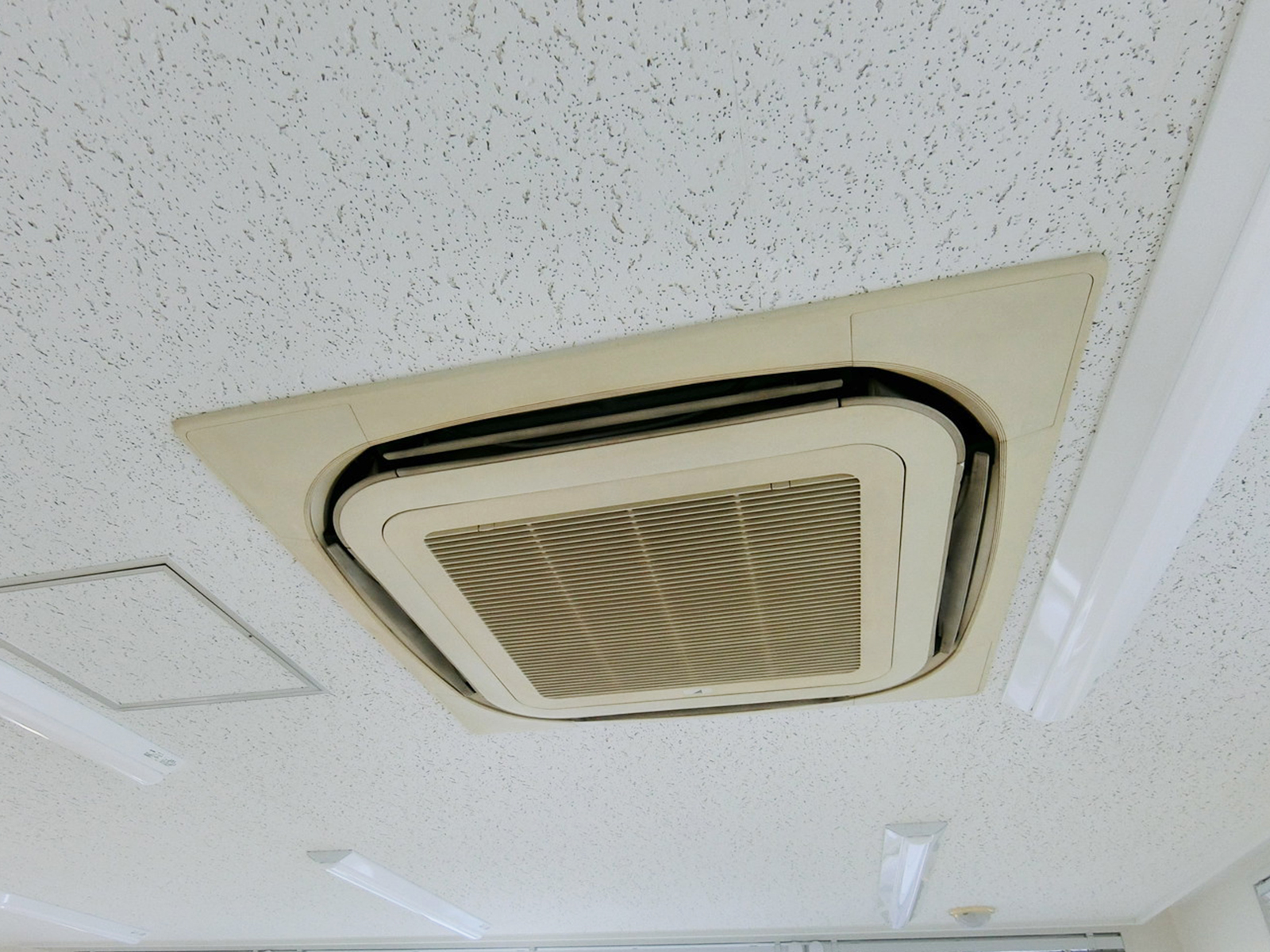 空調