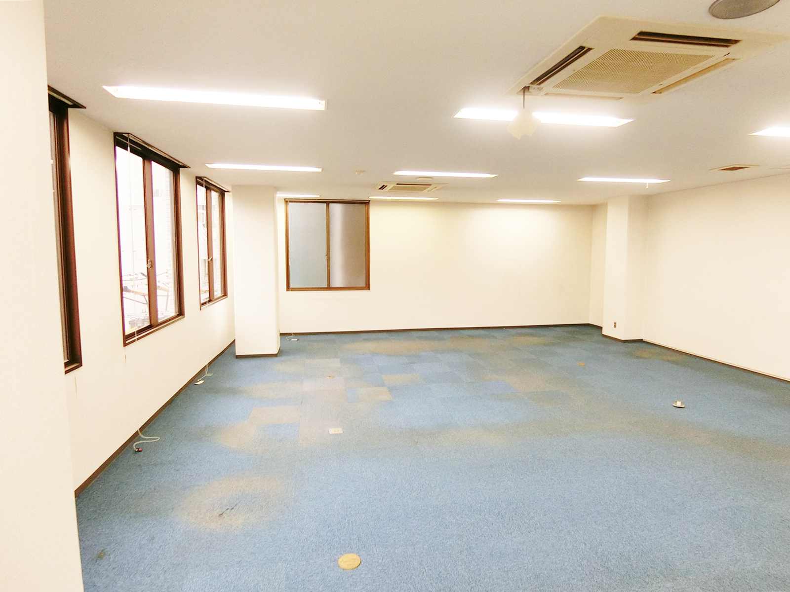 オフィス室内参考画像（4階・30坪）