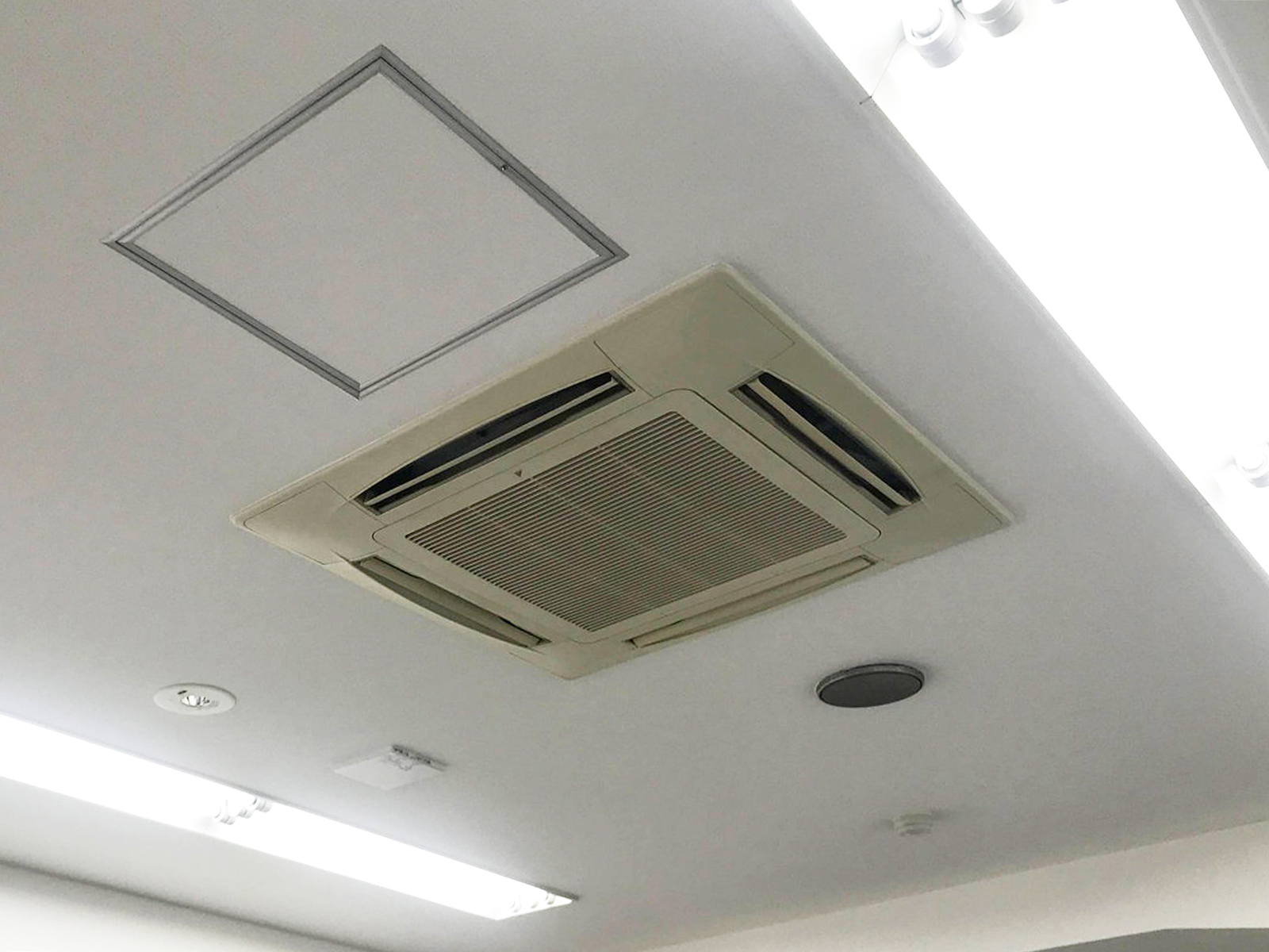 空調